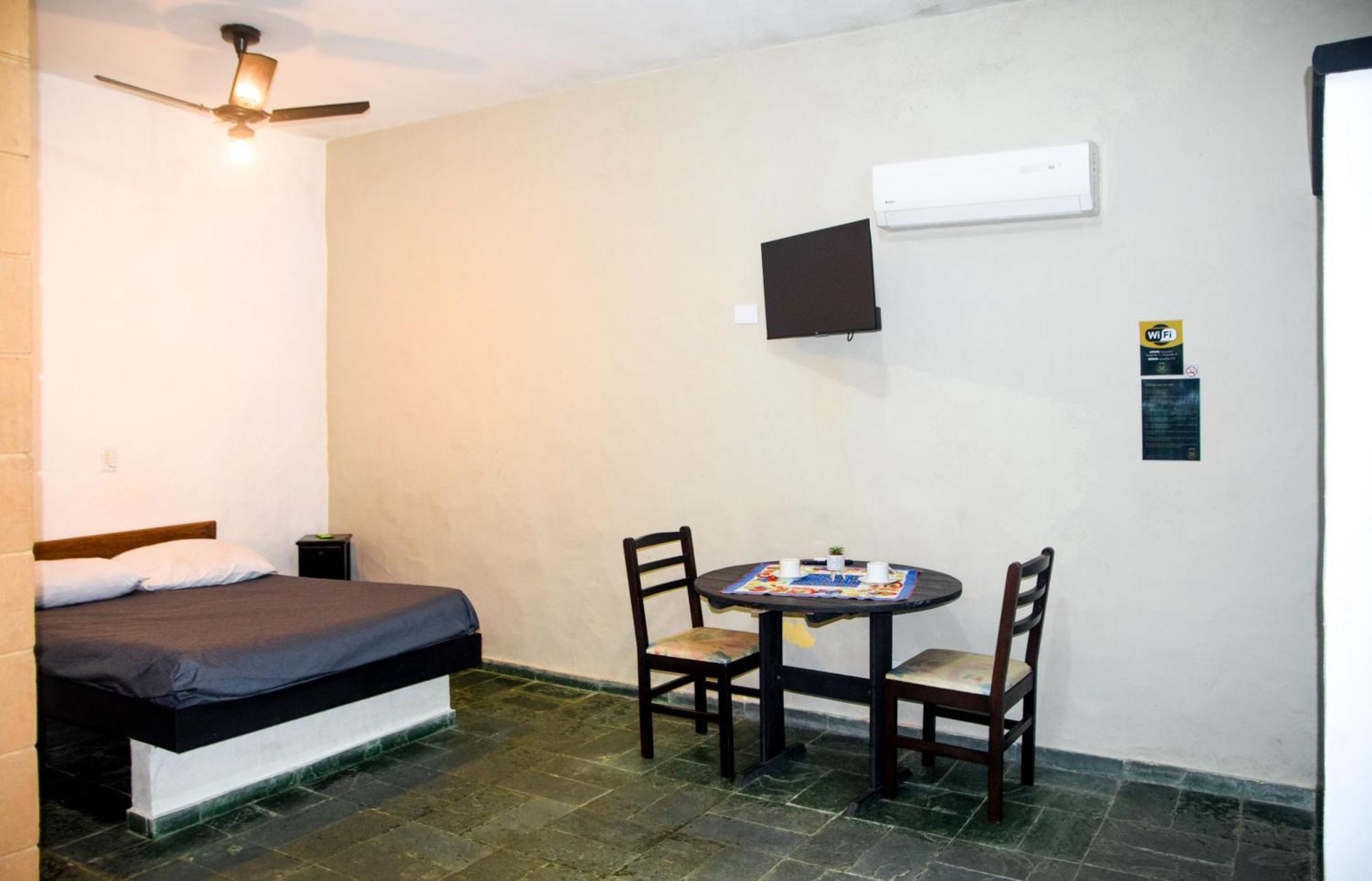 Chales Suites Ubatuba Paradise Toninhas מראה חיצוני תמונה